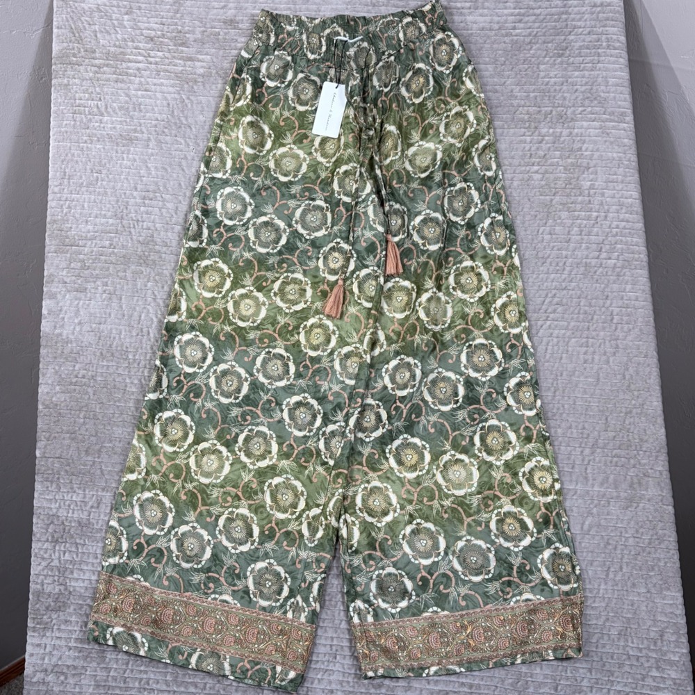 Chelsea & Theodore Green Floral Wide Leg Tassel Drawstring Pants Size Small NWT